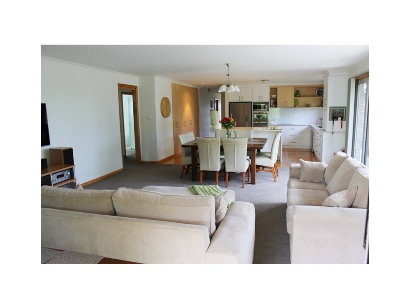 19 Waterford Drive, Sulphur Creek TAS 7316