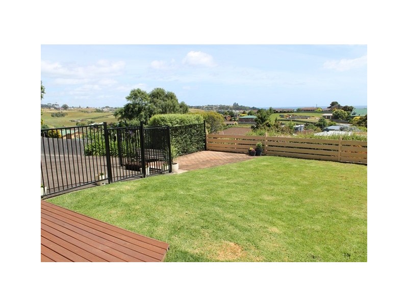 36 South Road, Penguin TAS 7316
