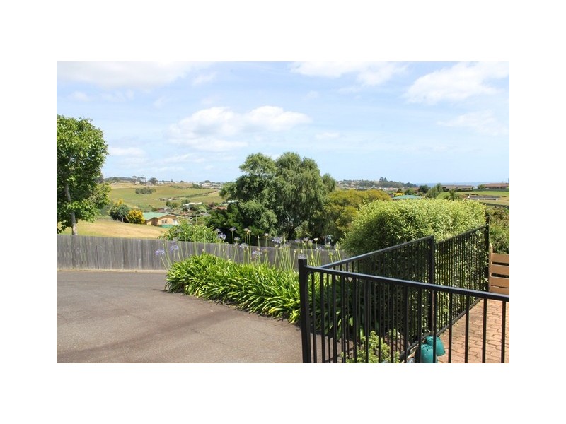 36 South Road, Penguin TAS 7316