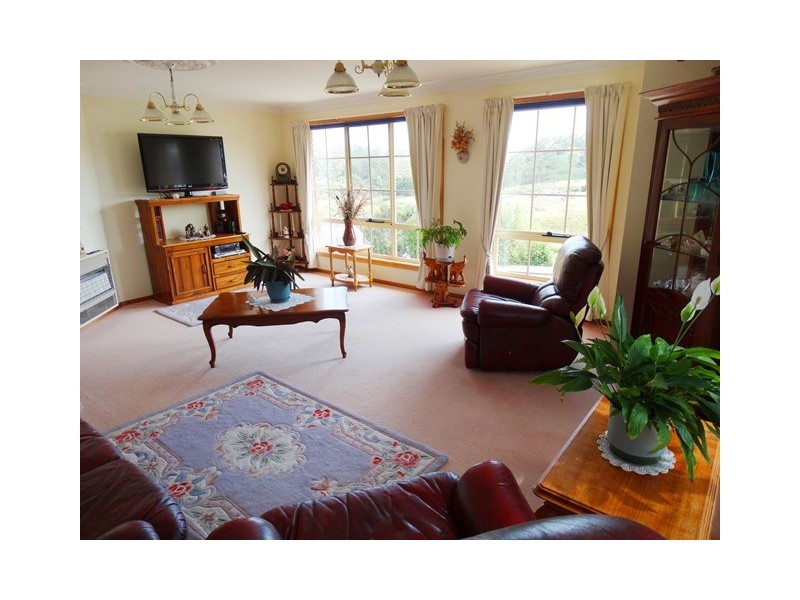 9 West Mooreville Road, Burnie TAS 7320