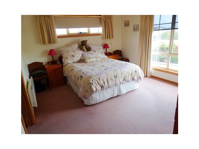 9 West Mooreville Road, Burnie TAS 7320