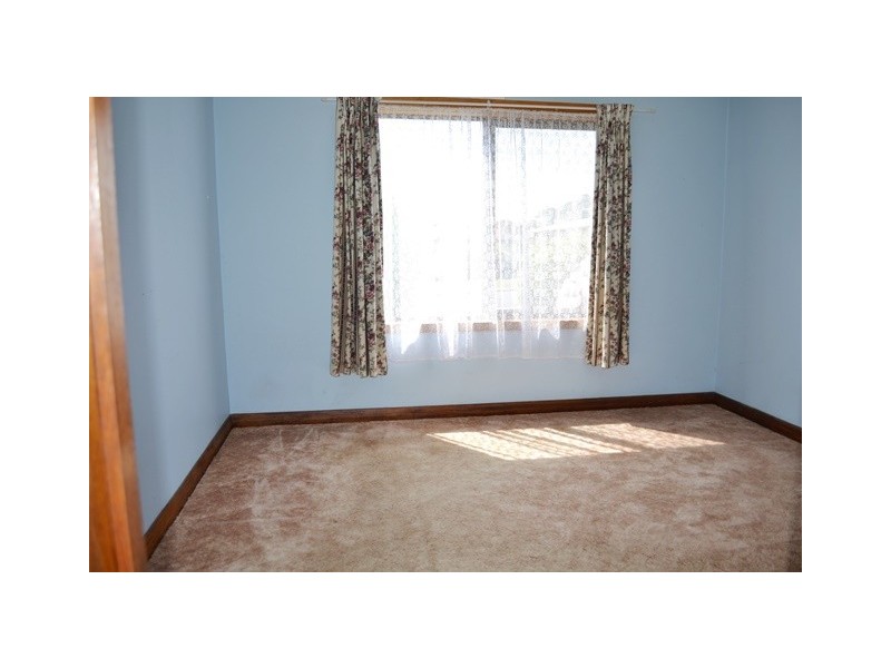 17 George Street, Somerset TAS 7322