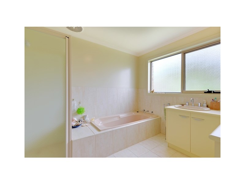 42 Freestone Crescent, Wynyard TAS 7325