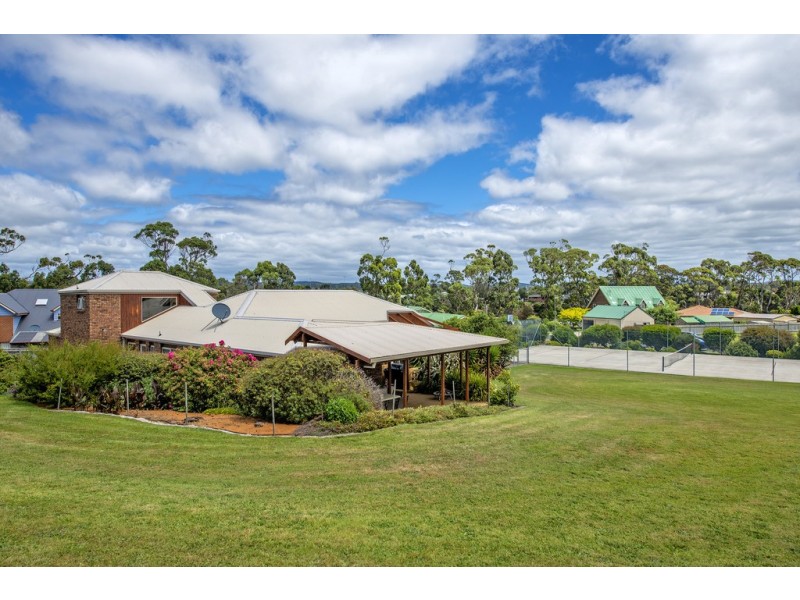 42 Freestone Crescent, Wynyard TAS 7325