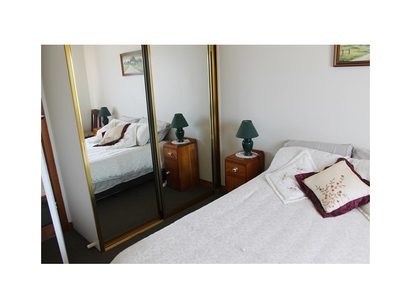 1 Pineleigh Street, Penguin TAS 7316