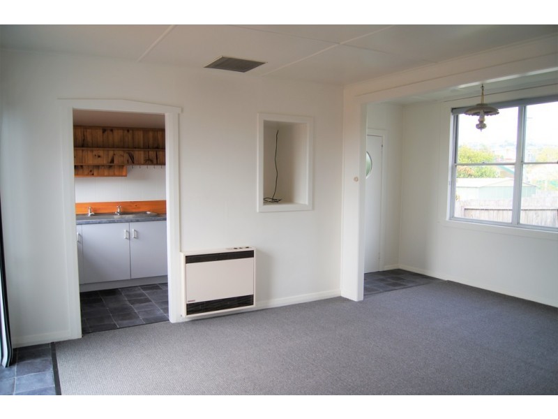 2/19 Malunna Crescent, Parklands TAS 7320