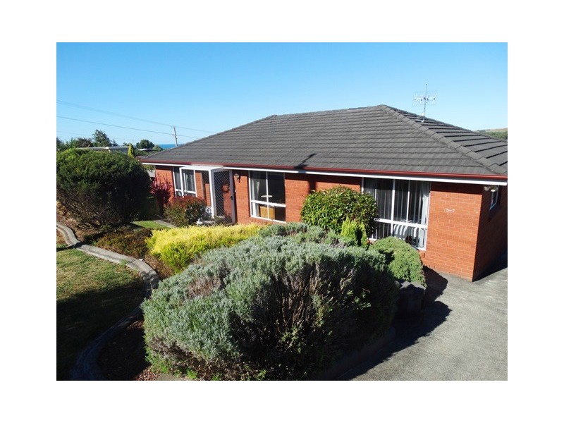 104 Cardigan Street, Somerset TAS 7322