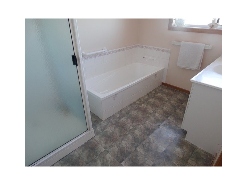 104 Cardigan Street, Somerset TAS 7322