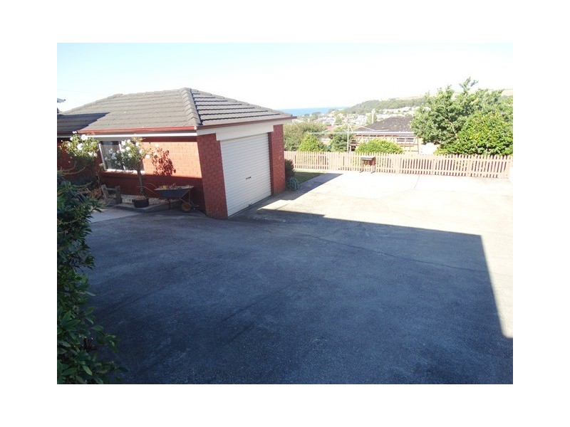 104 Cardigan Street, Somerset TAS 7322