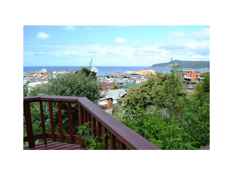 16 View Road, Burnie TAS 7320