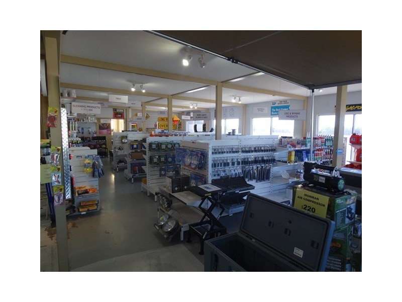 6-9 and 10 Main Road, Wivenhoe TAS 7320