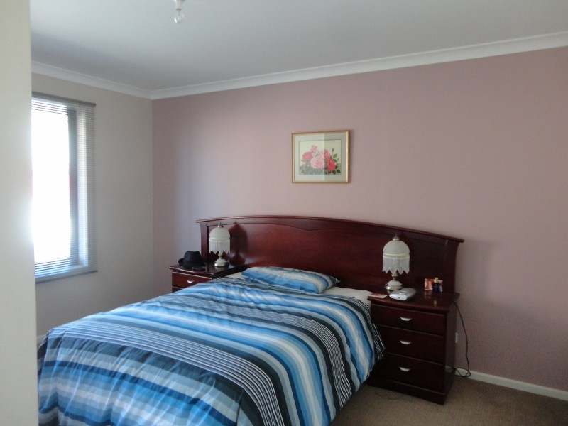 2/12 Josie Crescent, Romaine TAS 7320