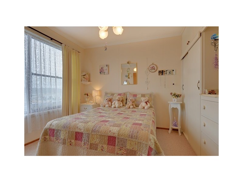 15 Crown Street, Parklands TAS 7320