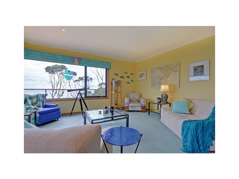 494 Tollymore Road, Table Cape TAS 7325