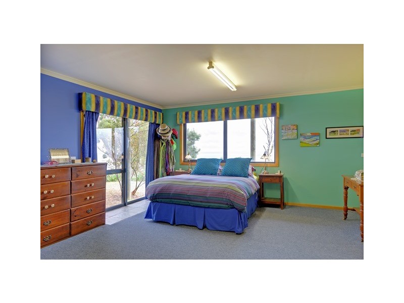 494 Tollymore Road, Table Cape TAS 7325