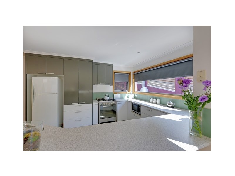 17 Dowling Drive, Romaine TAS 7320