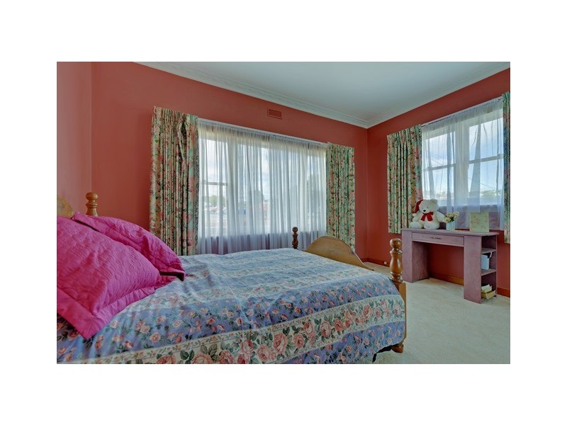 2 Linton Street, Upper Burnie TAS 7320