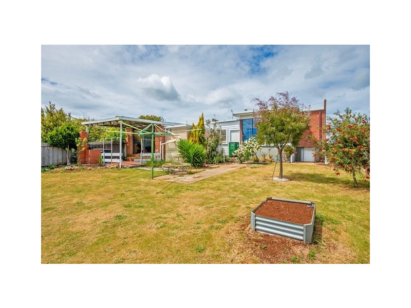2 Linton Street, Upper Burnie TAS 7320