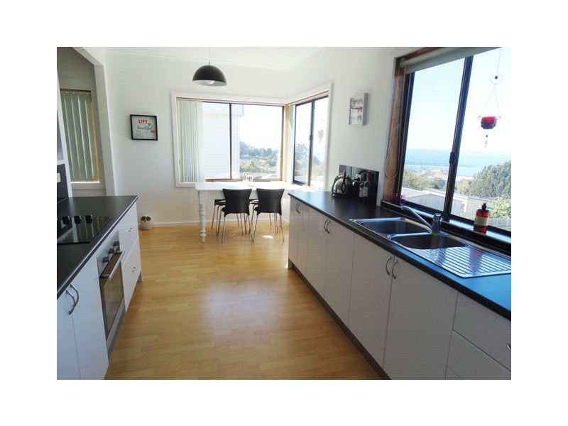 29 Mark Street, Hillcrest TAS 7320