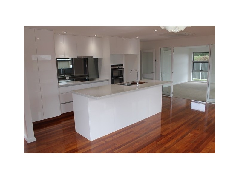 2/15 Sandhaven Crescent, Sulphur Creek TAS 7316