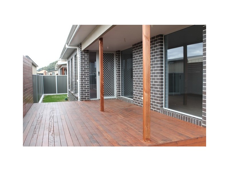 2/15 Sandhaven Crescent, Sulphur Creek TAS 7316