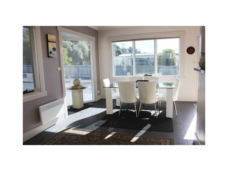24 Coroneagh Street, Penguin TAS 7316