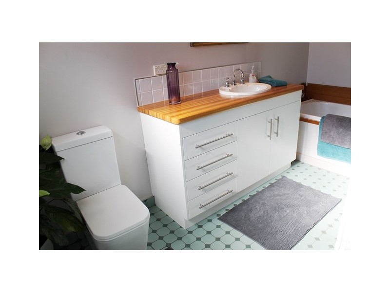 24 Coroneagh Street, Penguin TAS 7316