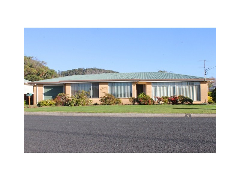4 Overall Street, Sulphur Creek TAS 7316