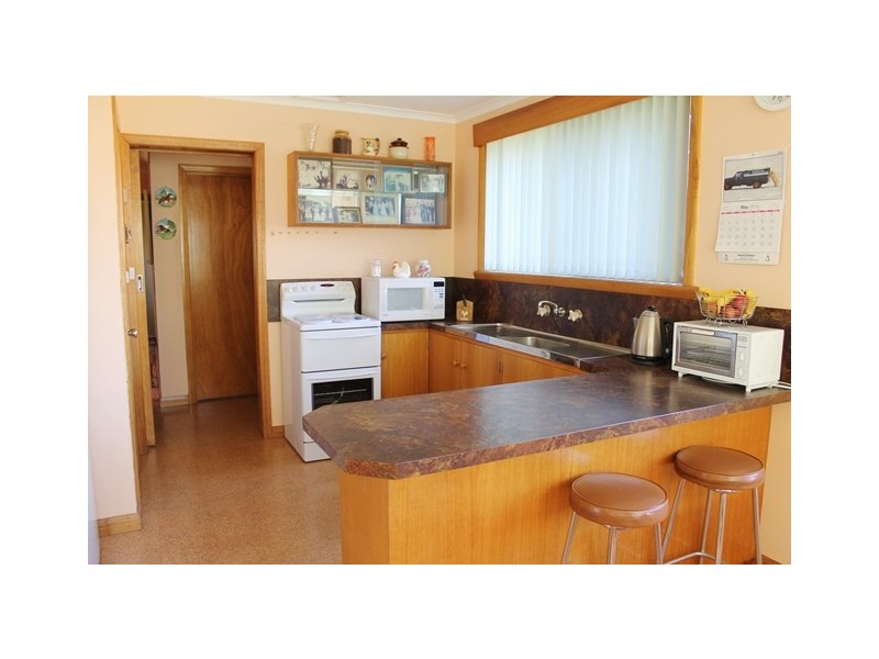 4 Overall Street, Sulphur Creek TAS 7316