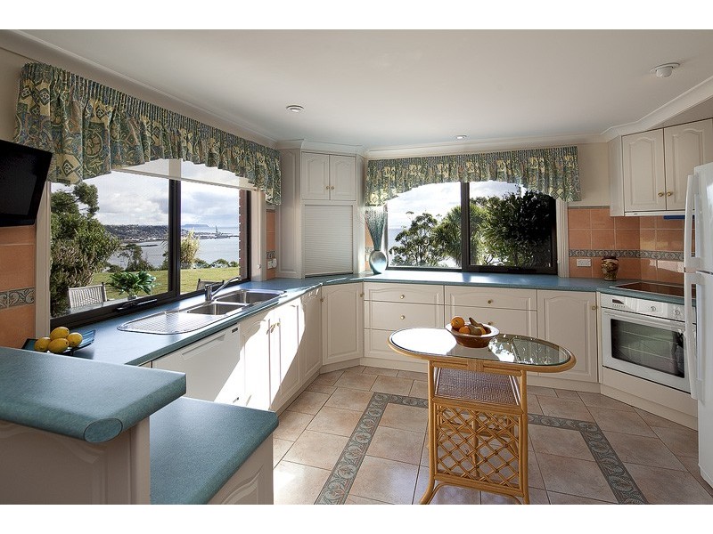 87 Algona Avenue, Round Hill TAS 7320