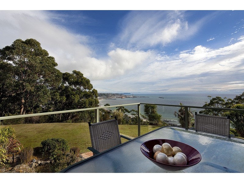 87 Algona Avenue, Round Hill TAS 7320