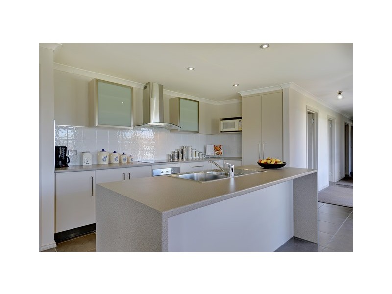 9 Bluewater Crescent, Wynyard TAS 7325