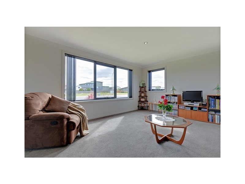 9 Bluewater Crescent, Wynyard TAS 7325