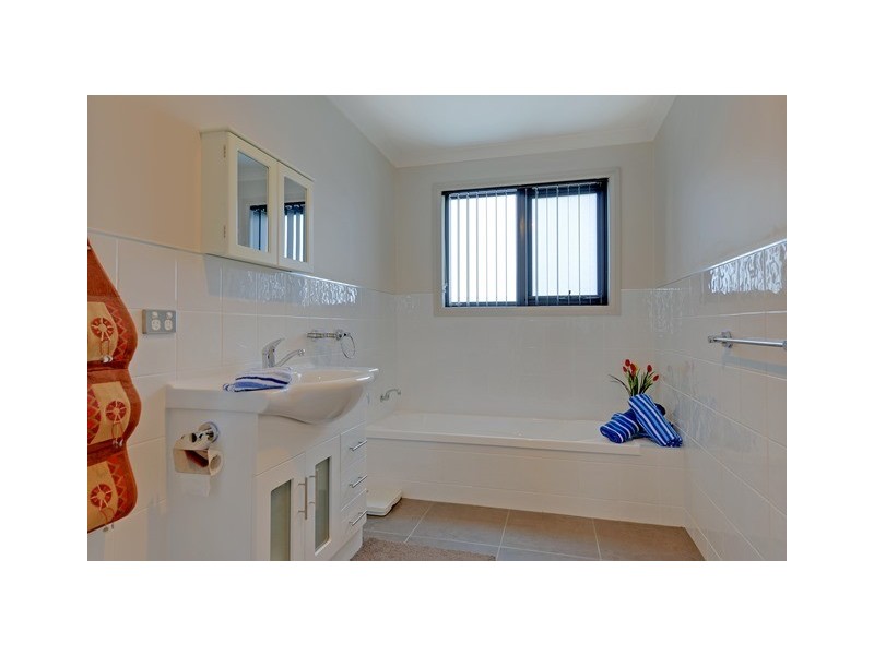 9 Bluewater Crescent, Wynyard TAS 7325