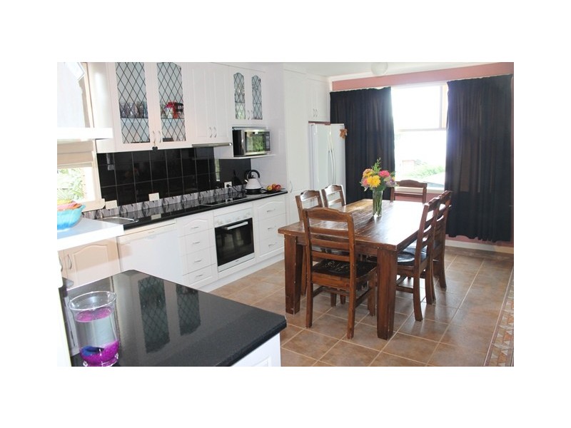 10 Brisbane Place, Upper Burnie TAS 7320