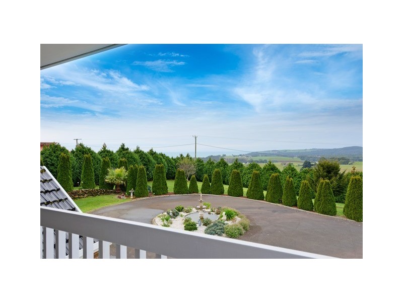 27 Dallas Road, Somerset TAS 7322