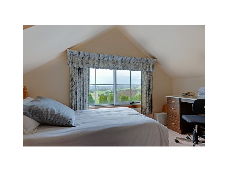 27 Dallas Road, Somerset TAS 7322