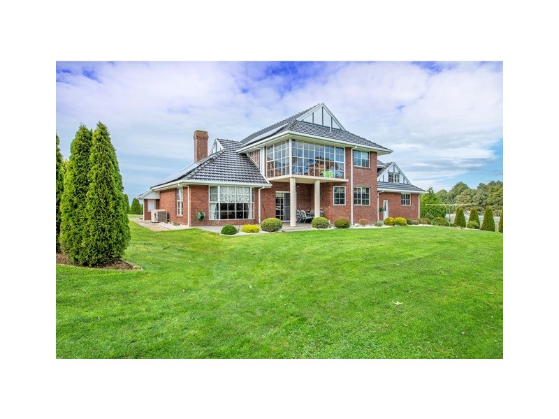 27 Dallas Road, Somerset TAS 7322