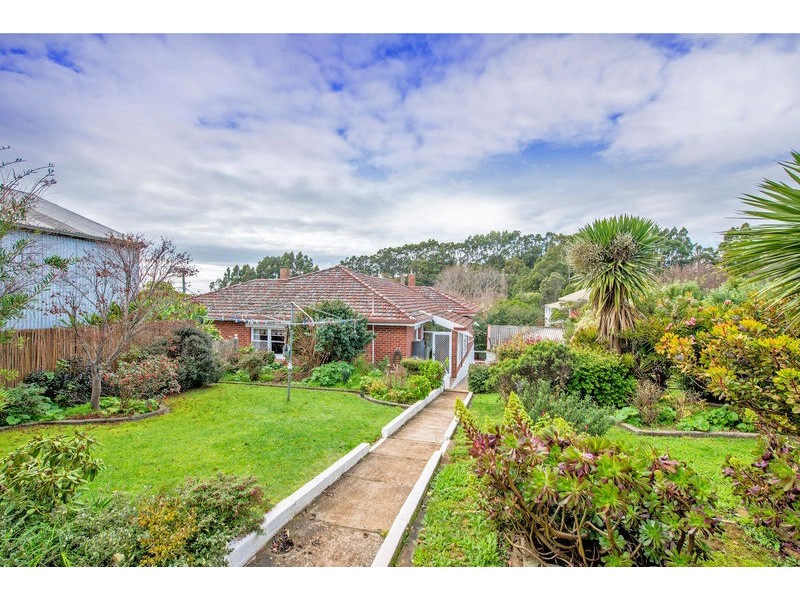 11 Aileen Crescent, Hillcrest TAS 7320