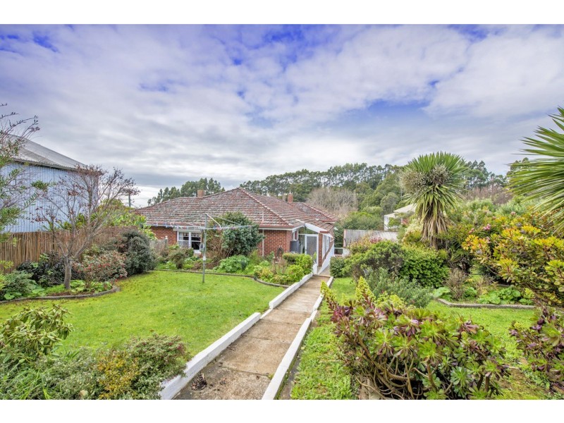 11 Aileen Crescent, Hillcrest TAS 7320
