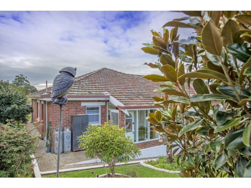 11 Aileen Crescent, Hillcrest TAS 7320