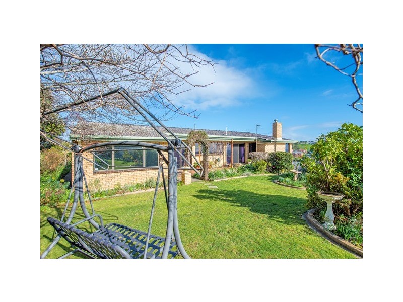 8 Tracey Street, Park Grove TAS 7320