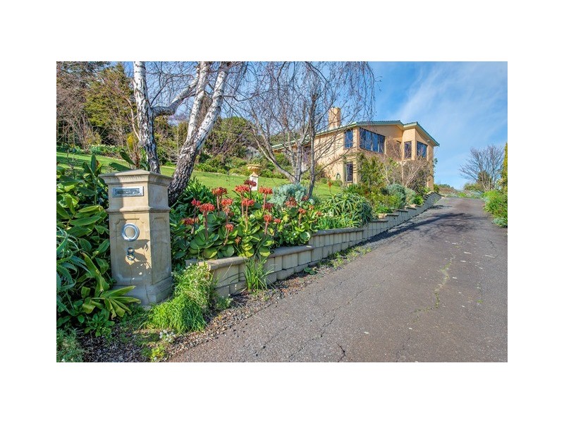 8 Tracey Street, Park Grove TAS 7320