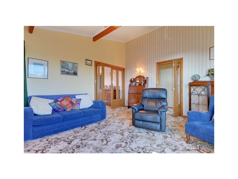 8 Tracey Street, Park Grove TAS 7320