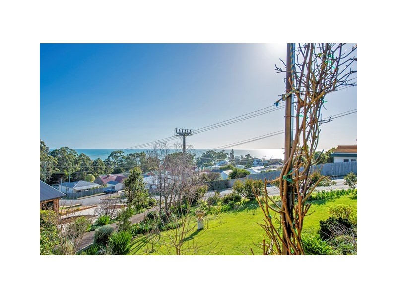 8 Tracey Street, Park Grove TAS 7320