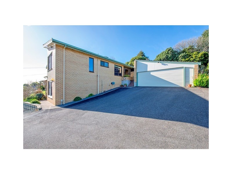 8 Tracey Street, Park Grove TAS 7320