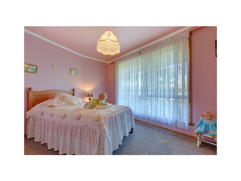 24 Allens Road, West Ulverstone TAS 7315