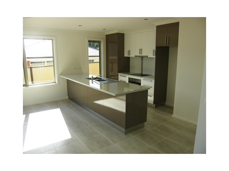 2-1 Emmett Street, Park Grove TAS 7320