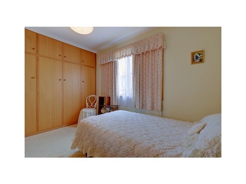 2/2 Monnington Street, Upper Burnie TAS 7320