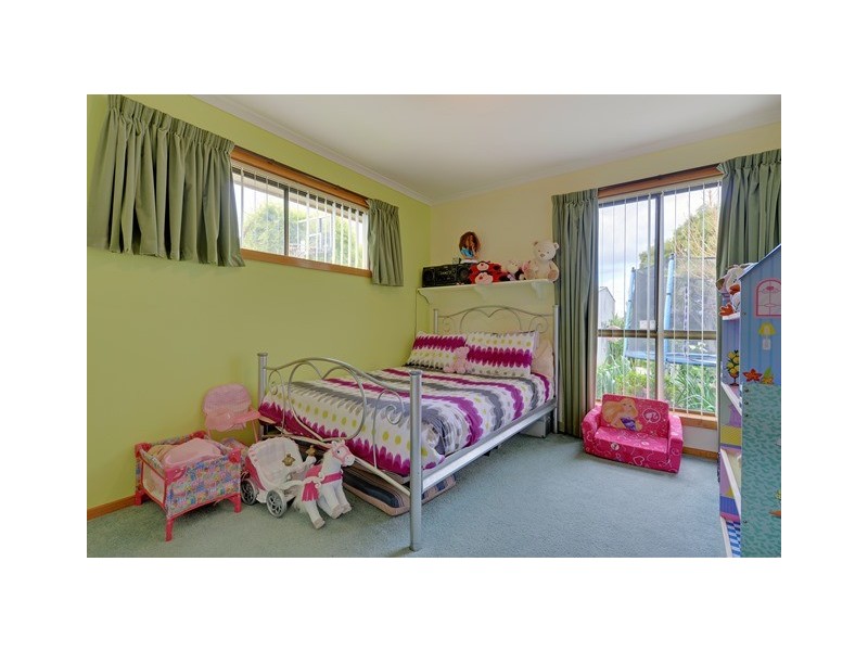 2 Hambledon Avenue, Park Grove TAS 7320